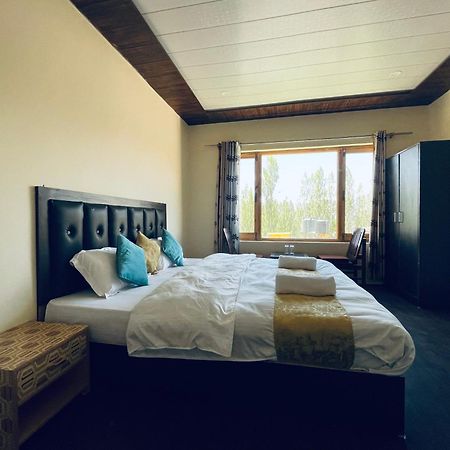 Zlatan Guest House Leh Exterior photo