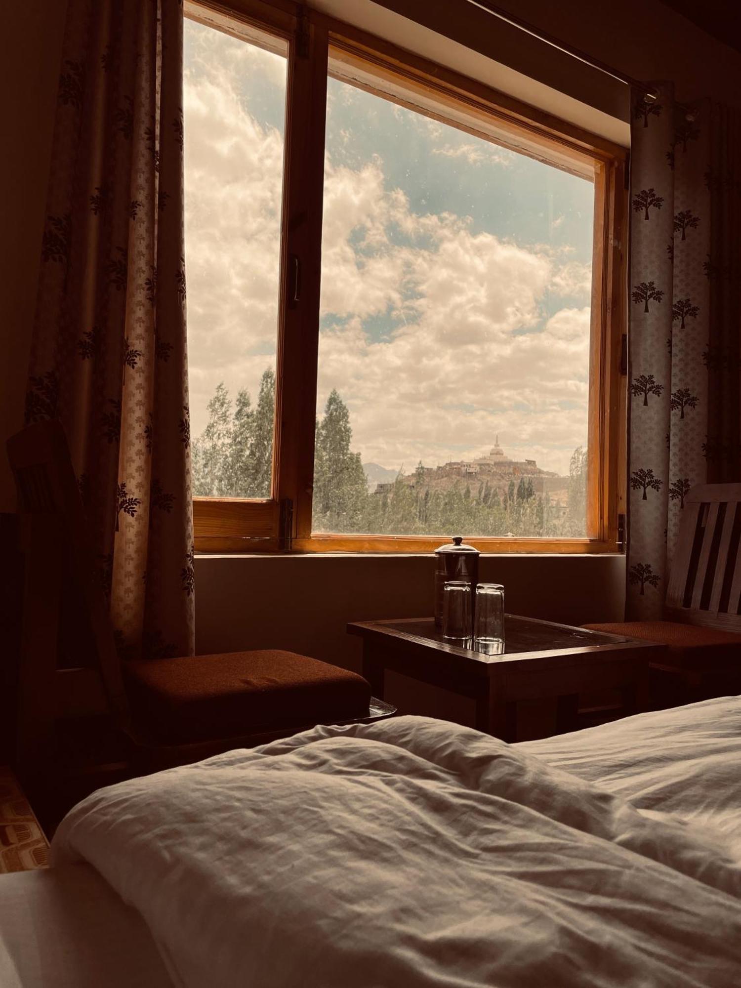Zlatan Guest House Leh Exterior photo